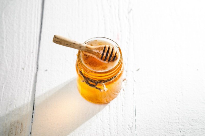 Top 5 Healthy Travel Tips to Keep You Energized - Enjoy Honey at Night